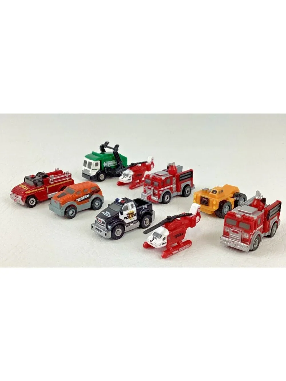 Tonka Tinys Micro Mini Vehicle Lot Fire Engine Garbage Truck Helicopter Police